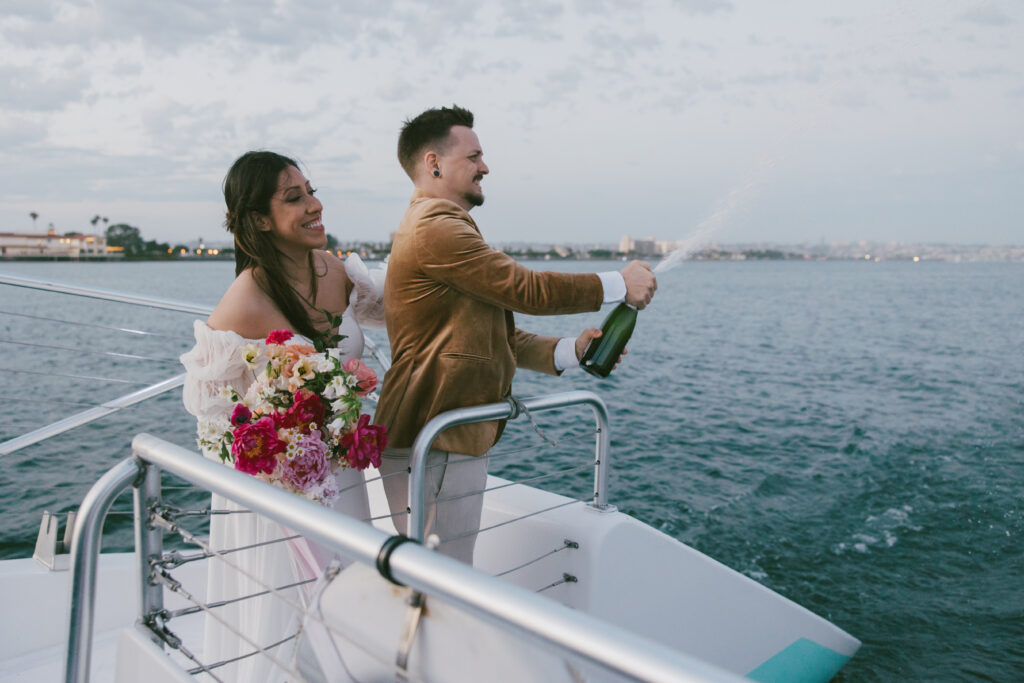 Arizona wedding photographer Jaidyn Michele Photography captures magical catamaran elopement