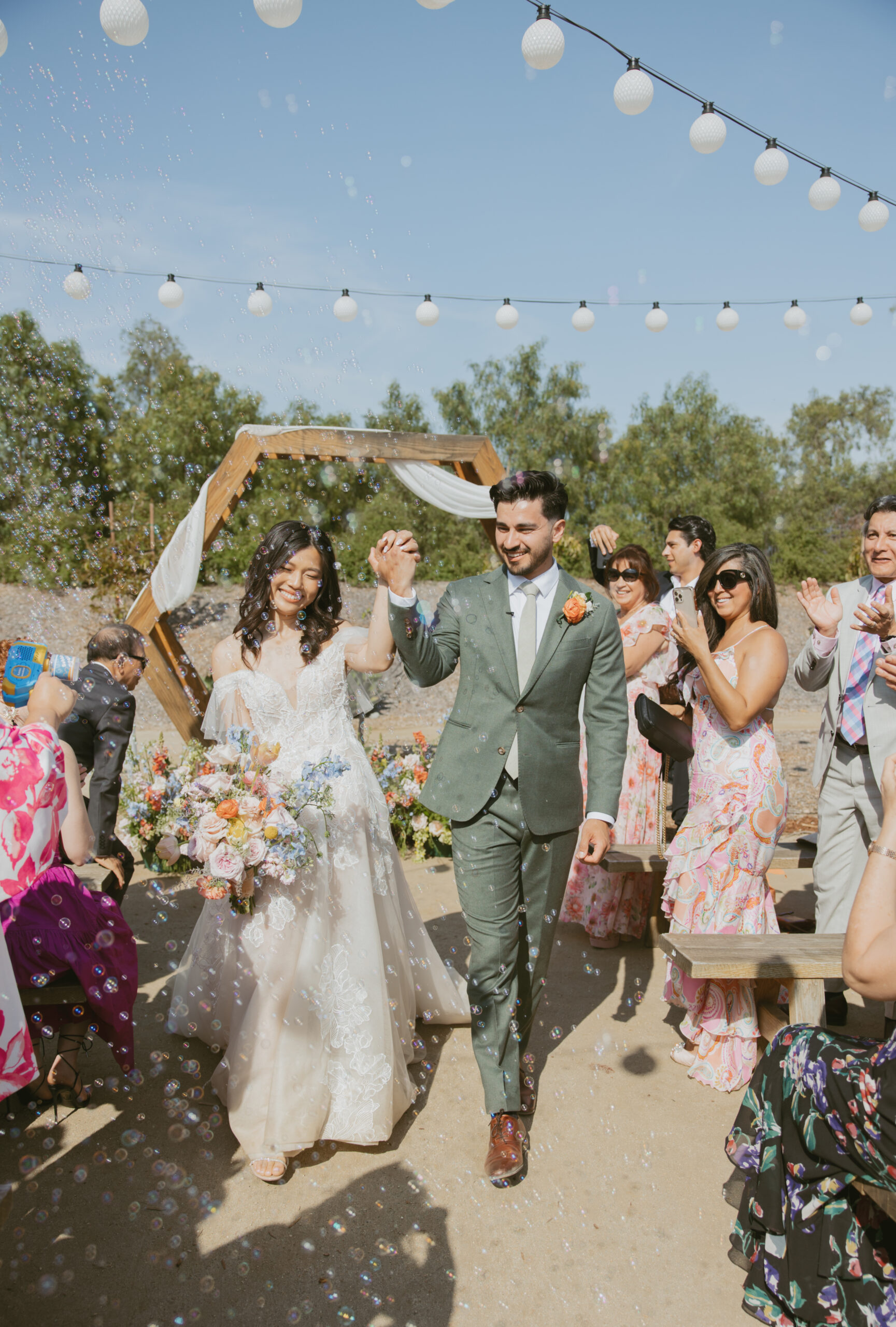 Perfect Wedding Day Timeline | How To Guide - jaidynmichele.com